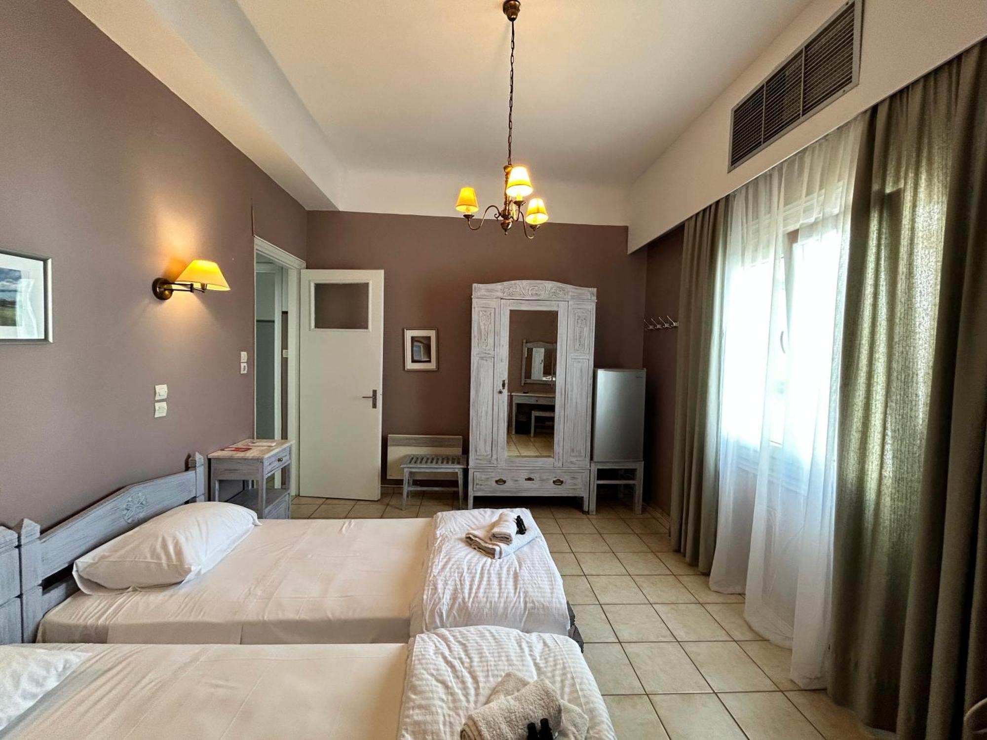 Tinion Urban Hotel Tínos Eksteriør bilde